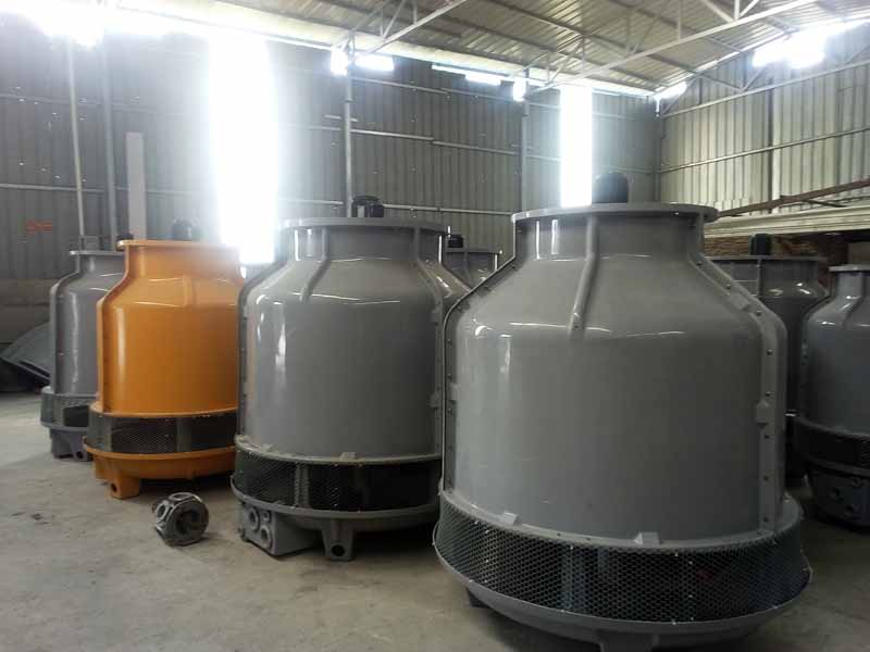 冷卻塔生產現(xiàn)場展示
